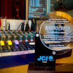 La JCI reconoce  a  radio CEPJA en el día del periodista boliviano